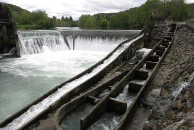 Gave de Pau のダム