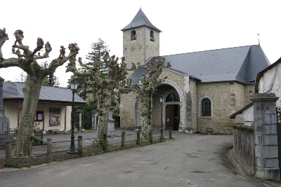 Ogeu-le Bains の教会