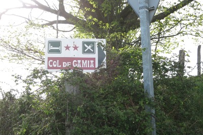 COL DE GAMIA の看板