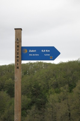 Linzoain の標識