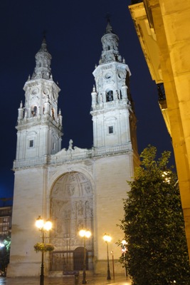 夜の大聖堂