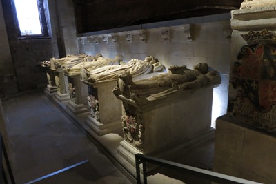 王族の石棺