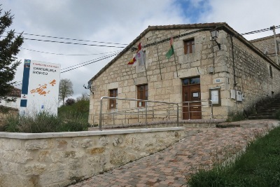 Cardenuela 村の役場