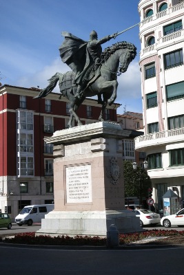 El Cid の像