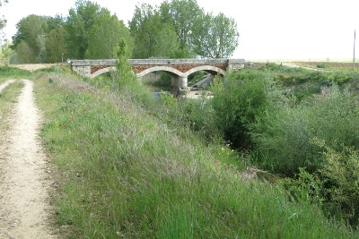 県道の橋