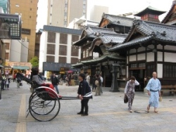 道後温泉本館